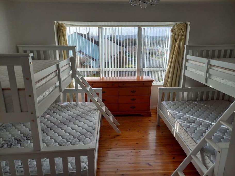 Large 4Bed Available Long-Term In Letterkennyヴィラ エクステリア 写真